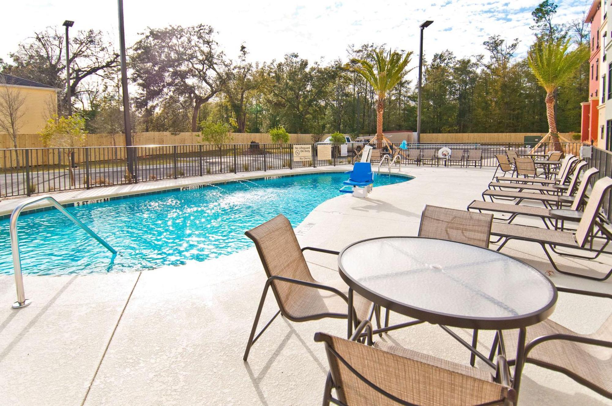 Hampton Inn & Suites Pensacola/I-10 Pine Forest Road Ferry Pass Exterior foto